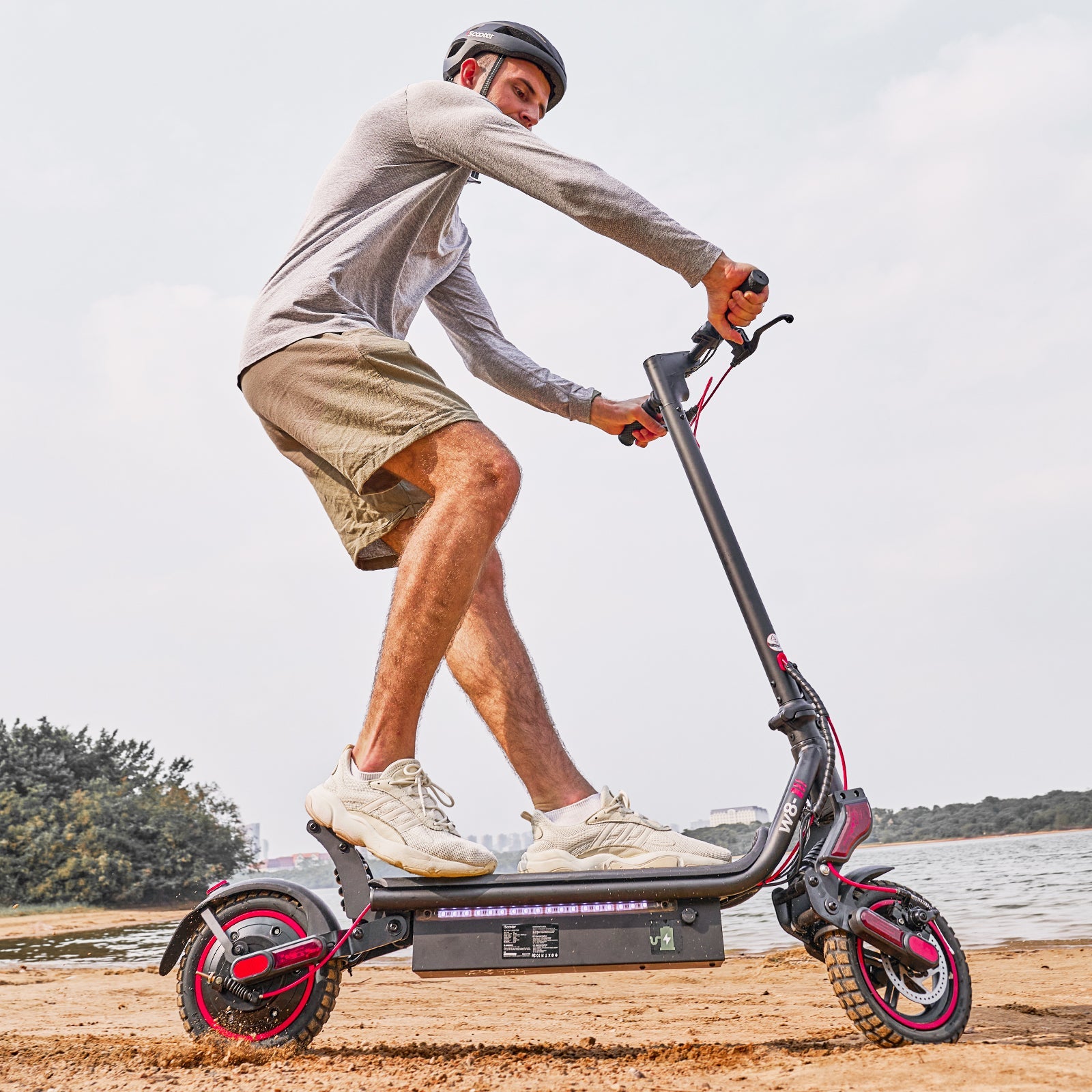W8 750W Trottinette électrique