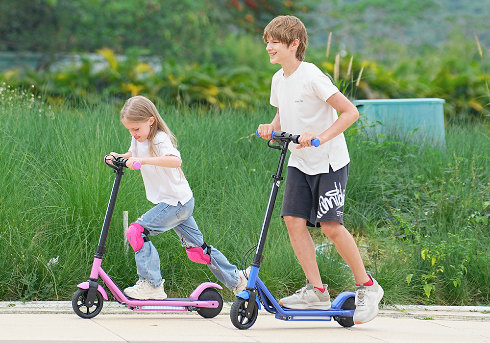 À 8 ans déjà sur sa trottinette électrique : comment choisir le bon modèle pour votre enfant